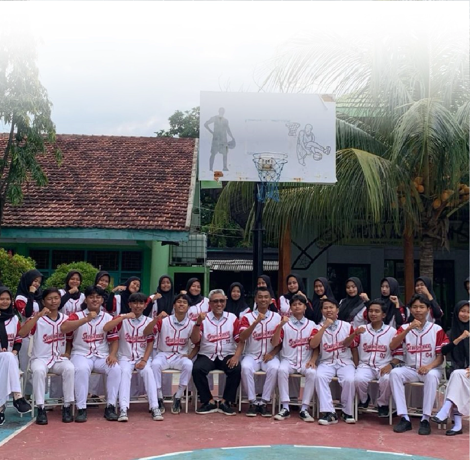 Level Garment Slide 6